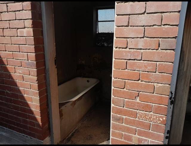 2 BEDROOM APARTMENT FOR SALE IN YEOVILLE